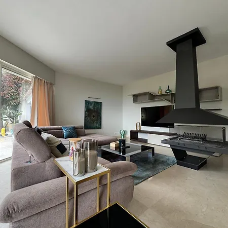 Just Next To Monaco Jacuzzi *