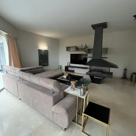 Vila Just Next To Monaco Jacuzzi