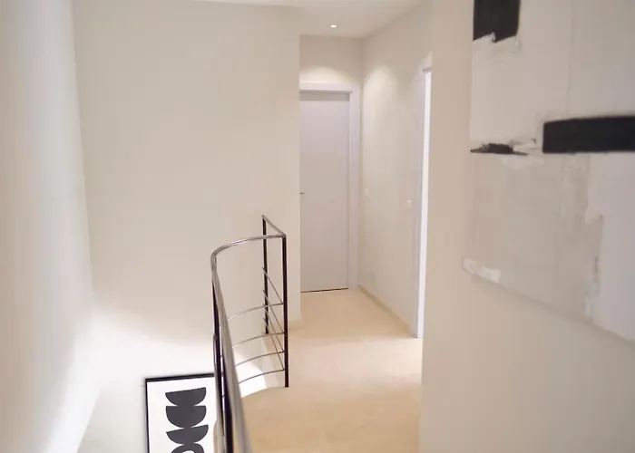 Just Next To Monaco Jacuzzi * روكوبرُن كاب مارتي